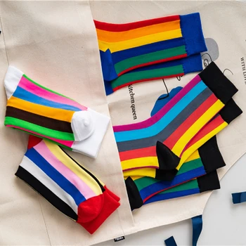 1 Pár Unisex Rainbow Pruhy Bavlna Farebné Kawaii Posádky Ponožky Ženy Streetwear Skateboard Šport Kontrastné Farby Bežné Sox
