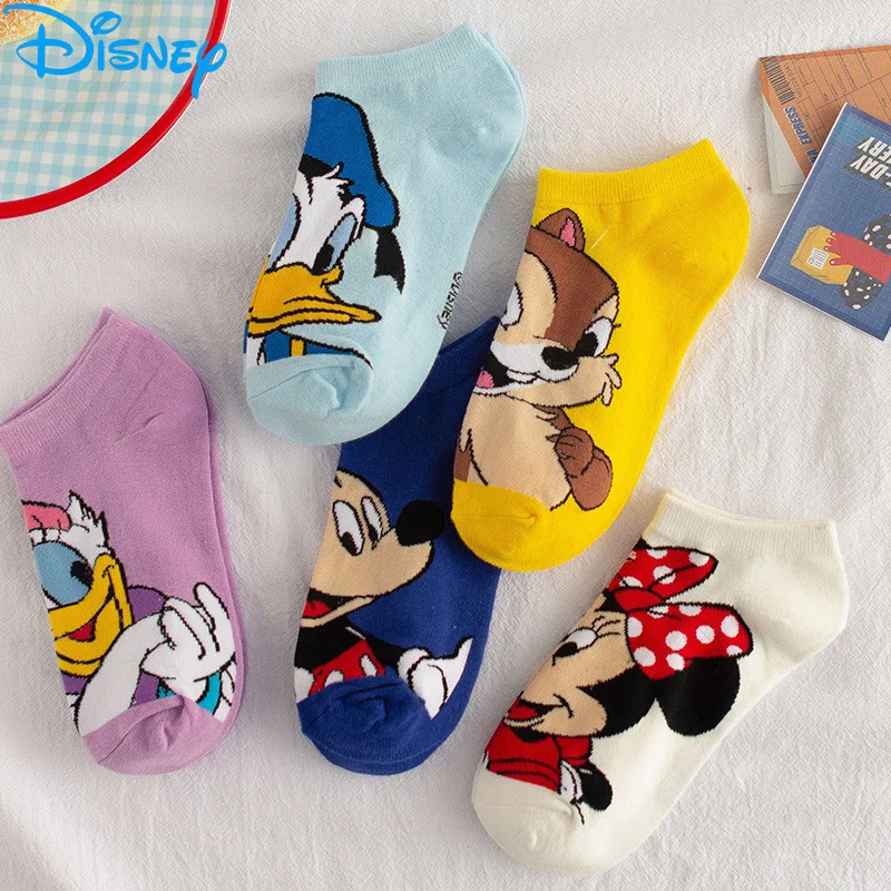 Obrázok /content/Disney-kawaii-mickey-mouse-krátke-žena-ponožky-anime-2-502057.jpeg