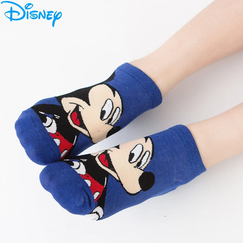 Obrázok /content/Disney-kawaii-mickey-mouse-krátke-žena-ponožky-anime-4-502057.jpeg